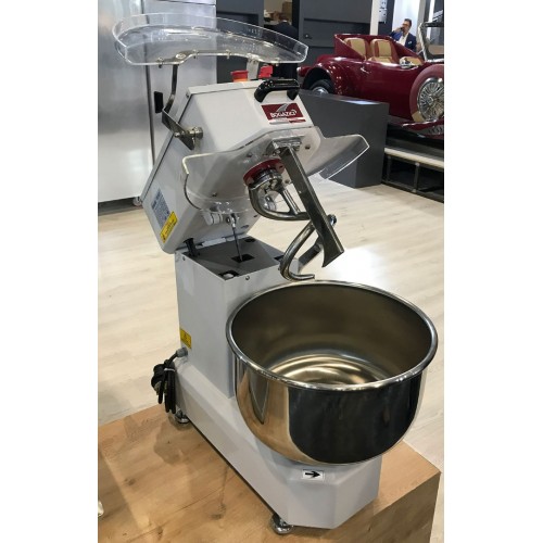 BOĞAZİÇİ SPİRAL HAMUR YOĞURMA MAKİNESİ 20 KG
